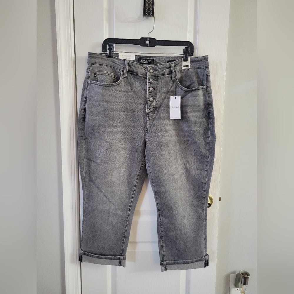 Judy Blue High Waist Skinny Fit Cuffed Capris Grey Charcoal Wash Size 20W